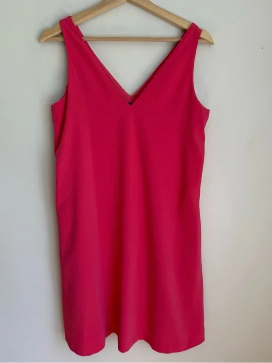 Ralph Lauren Black Label Sleeveless V-Neck Shift Dress in Pink - Picture 2 of 5